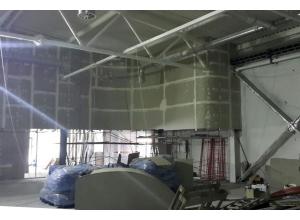 Конструкция балконной ниши с ассиметричным оконным проемом. 